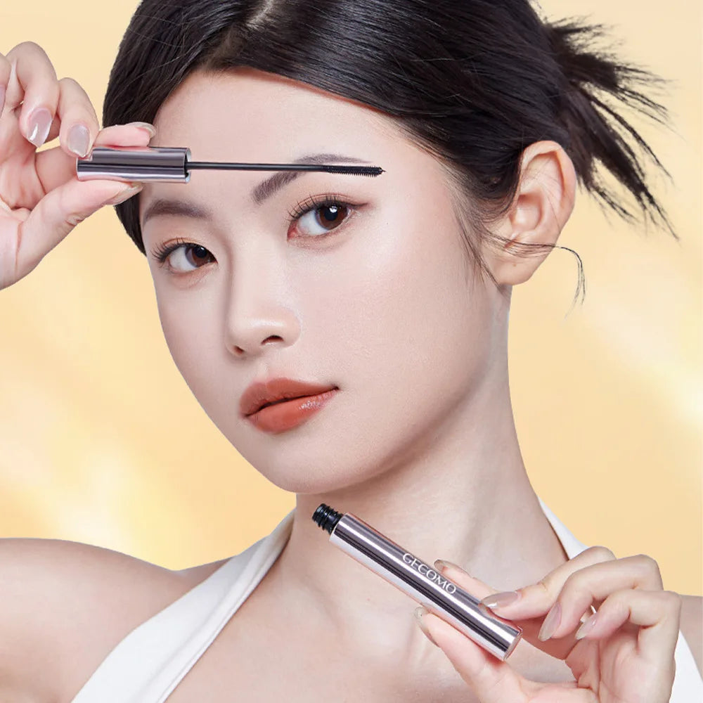 slim three-dimensional mascara, each eyelash is clearly curled and does not smudge, long-lasting eyelash primer
